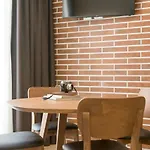Metropolitan Aparthotel