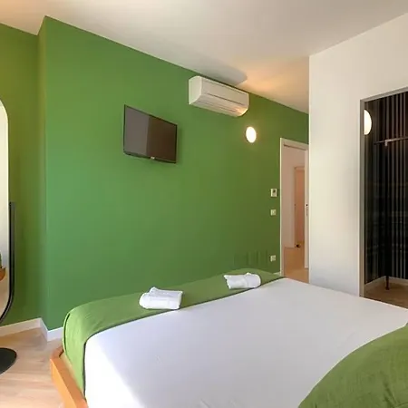 Metropolitan Aparthotel