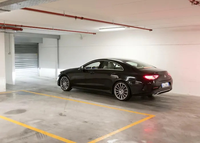 Metropolitan Aparthotel 4*